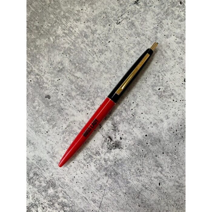 Boss Lady Two Tone Refillable Pen in Cherry Red and Black 4