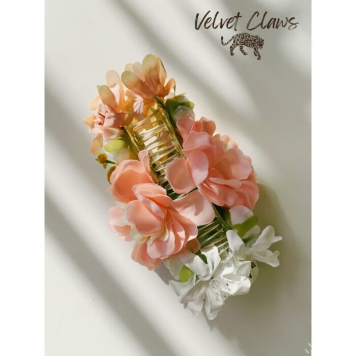 Velvet Claws Floral Hair Clip Perfect Peach Petals Claw Clip in Velvet Travel Bag 4 bc281371 8164 4c94 97d5 45deabadf5da