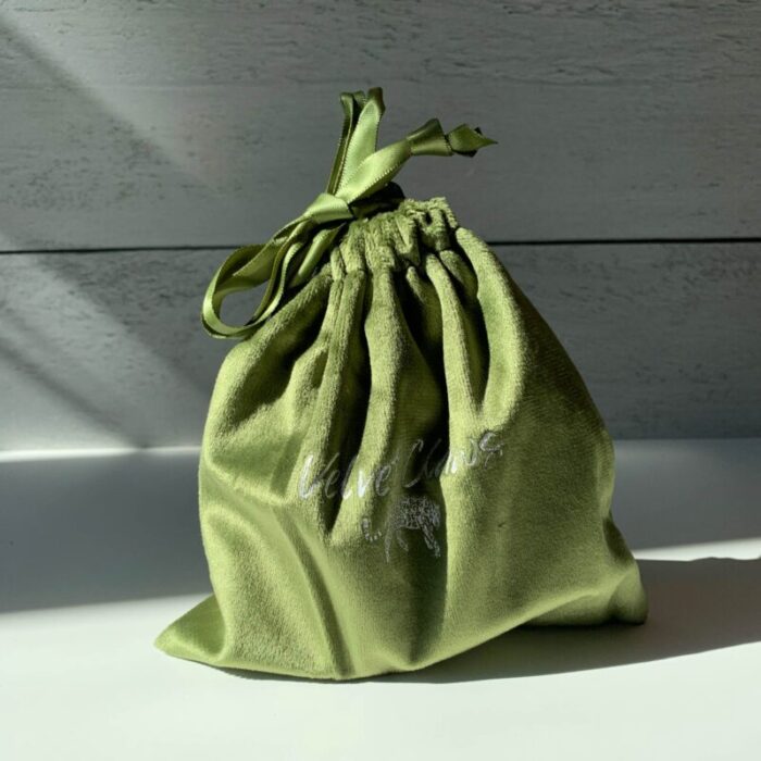 Velvet Claws The Bean Hair Claw in Avocado Claw Clip in Velvet Travel Bag 2